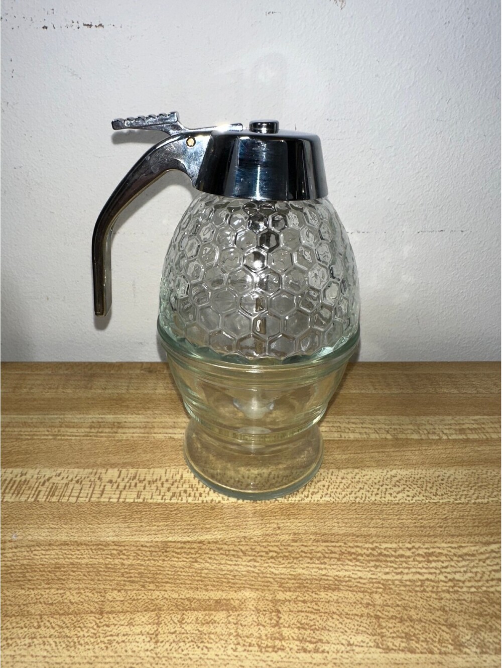 Classic No-Drip Glass Honey Cottage Syrup Dispenser